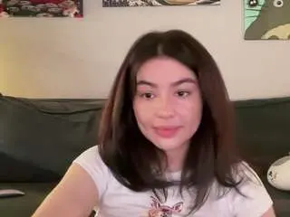 Youramy  live sex cam