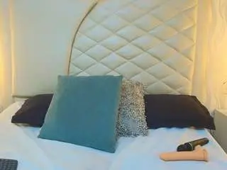 Amberr-greyy  live sex cam