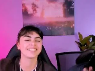 Aria-wild  live sex cam