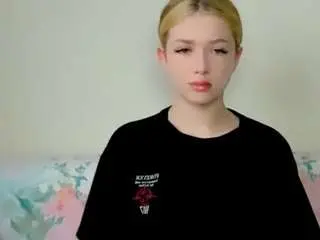 Kathrynn18  live sex cam