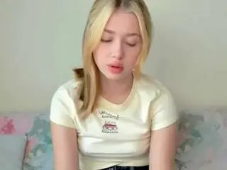 Kathrynn18  live sex cam