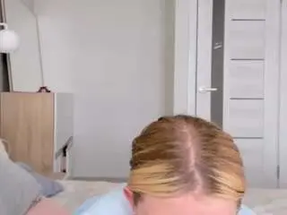 Kathrynn18  live sex cam