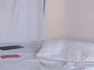 Megan-b  live sex cam
