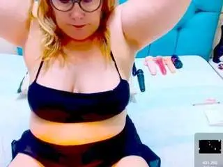 Nayla-garner  live sex cam