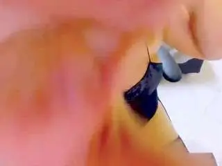 Nayla-garner  live sex cam