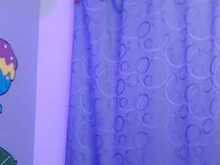 Skinnysexzara18  live sex cam