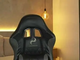 Arya-ruiz  live sex cam