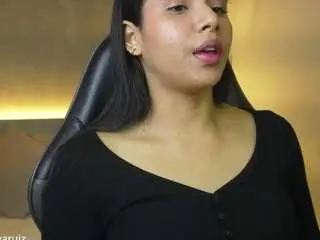Arya-ruiz  live sex cam