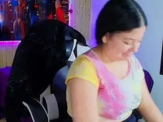 Greiccy-19  live sex cam