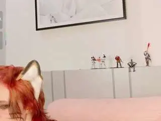 Red-roxyfoxy  live sex cam
