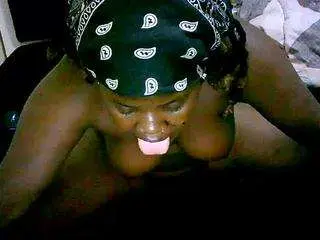 Sweet-sandrabreakup  live sex cam