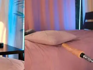 Webpetite  live sex cam