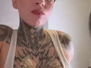 Alicee-love  live sex cam