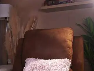 Alicee-love  live sex cam