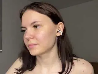Ernestinemalinky  live sex cam