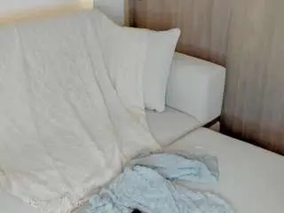 Julycorreax  live sex cam