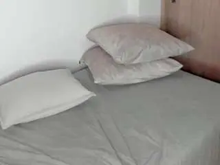 Julycorreax  live sex cam