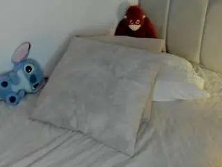 Julycorreax  live sex cam