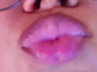 Kinsleybrown  live sex cam