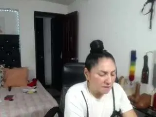 Sexy-bigboobs10  live sex cam