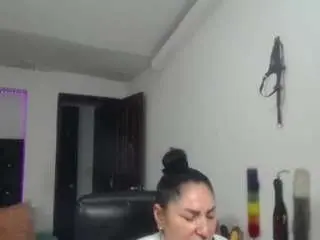 Sexy-bigboobs10  live sex cam