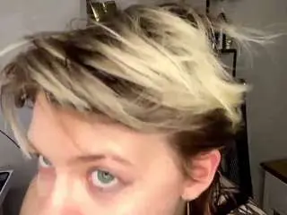 Tamekaalanis  live sex cam