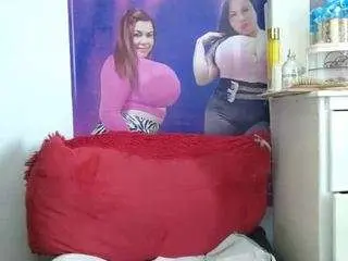 Wonderfulltitys-mia  live sex cam