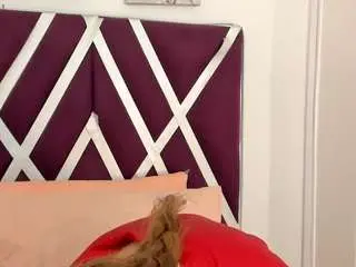 Sky-saenz  live sex cam