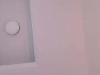 Sky-saenz  live sex cam