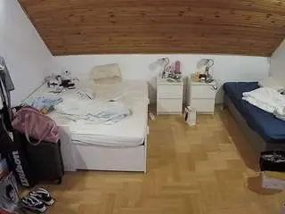 Voyeurcam-julmodels-greybed-3  live sex cam