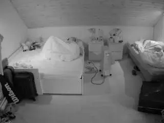Voyeurcam-julmodels-greybed-3  live sex cam