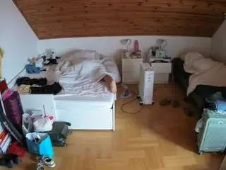 Voyeurcam-julmodels-greybed-3  live sex cam