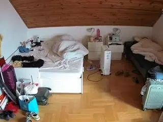 Voyeurcam-julmodels-greybed-3  live sex cam