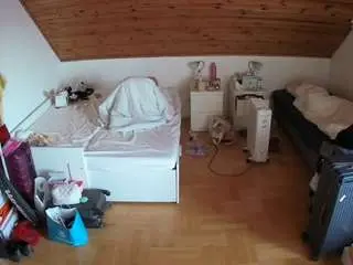 Voyeurcam-julmodels-greybed-3  live sex cam