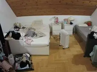 Voyeurcam-julmodels-greybed-3  live sex cam