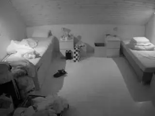 Voyeurcam-julmodels-greybed-3  live sex cam