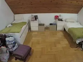 Voyeurcam-julmodels-greybed-3  live sex cam