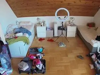Voyeurcam-julmodels-greybed-3  live sex cam