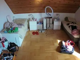 Voyeurcam-julmodels-greybed-3  live sex cam
