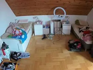 Voyeurcam-julmodels-greybed-3  live sex cam