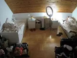Voyeurcam-julmodels-greybed-3  live sex cam