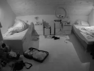Voyeurcam-julmodels-greybed-3  live sex cam