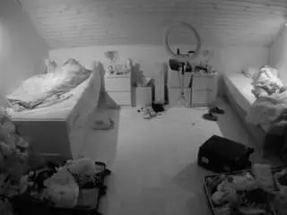 Voyeurcam-julmodels-greybed-3  live sex cam