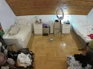 Voyeurcam-julmodels-greybed-3  live sex cam