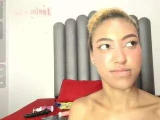 Alisha-ebonyy  live sex cam