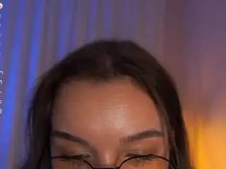 Oopsieboobsie  live sex cam