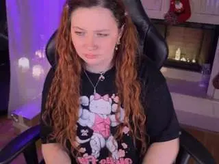 Carolinawinter  live sex cam