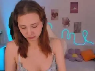 Ginnygingergirl  live sex cam