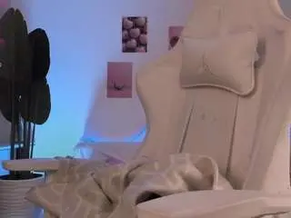 Ginnygingergirl  live sex cam