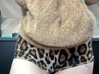 Karoline1201  live sex cam